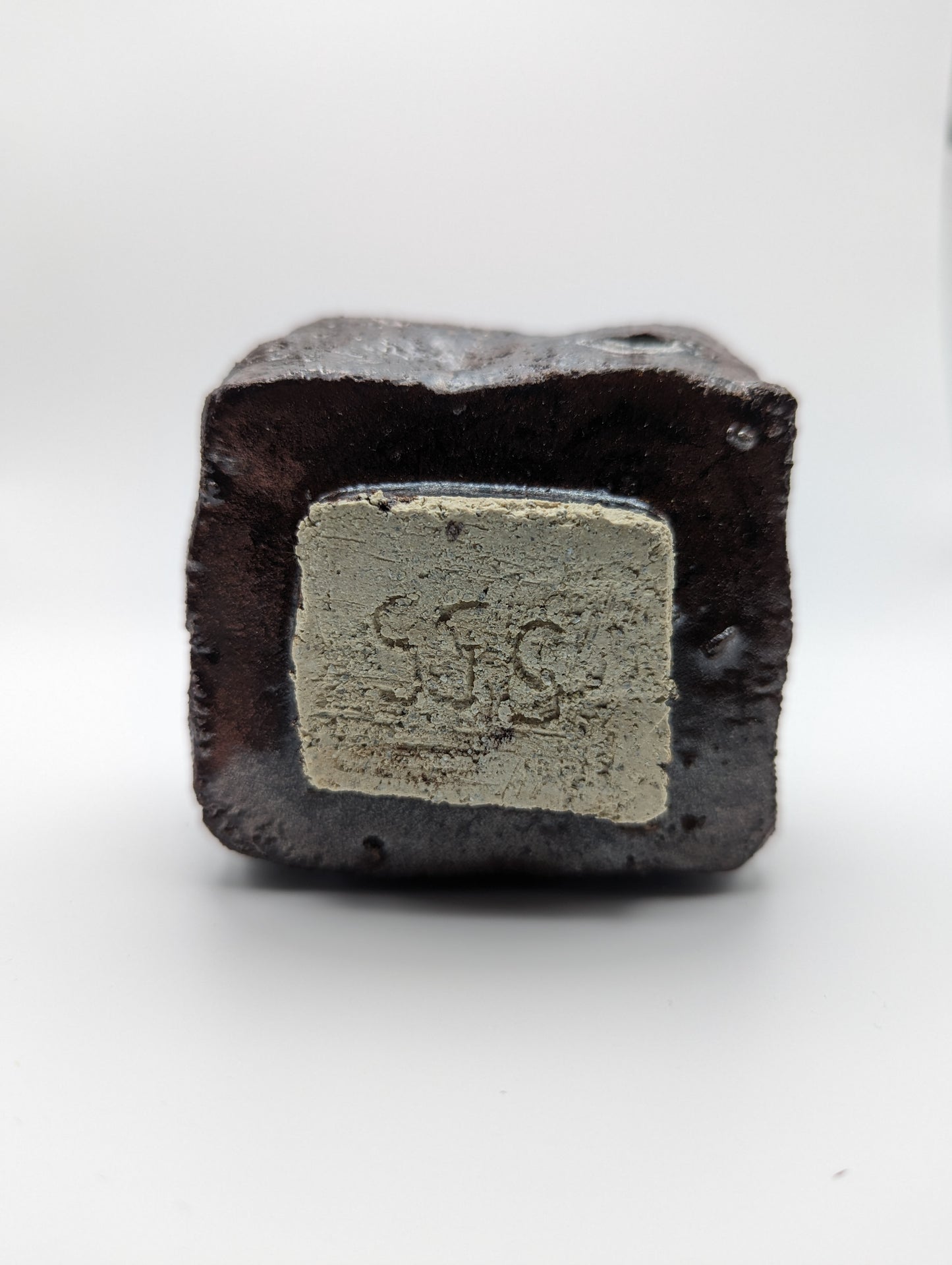 Ceramic Piece 555