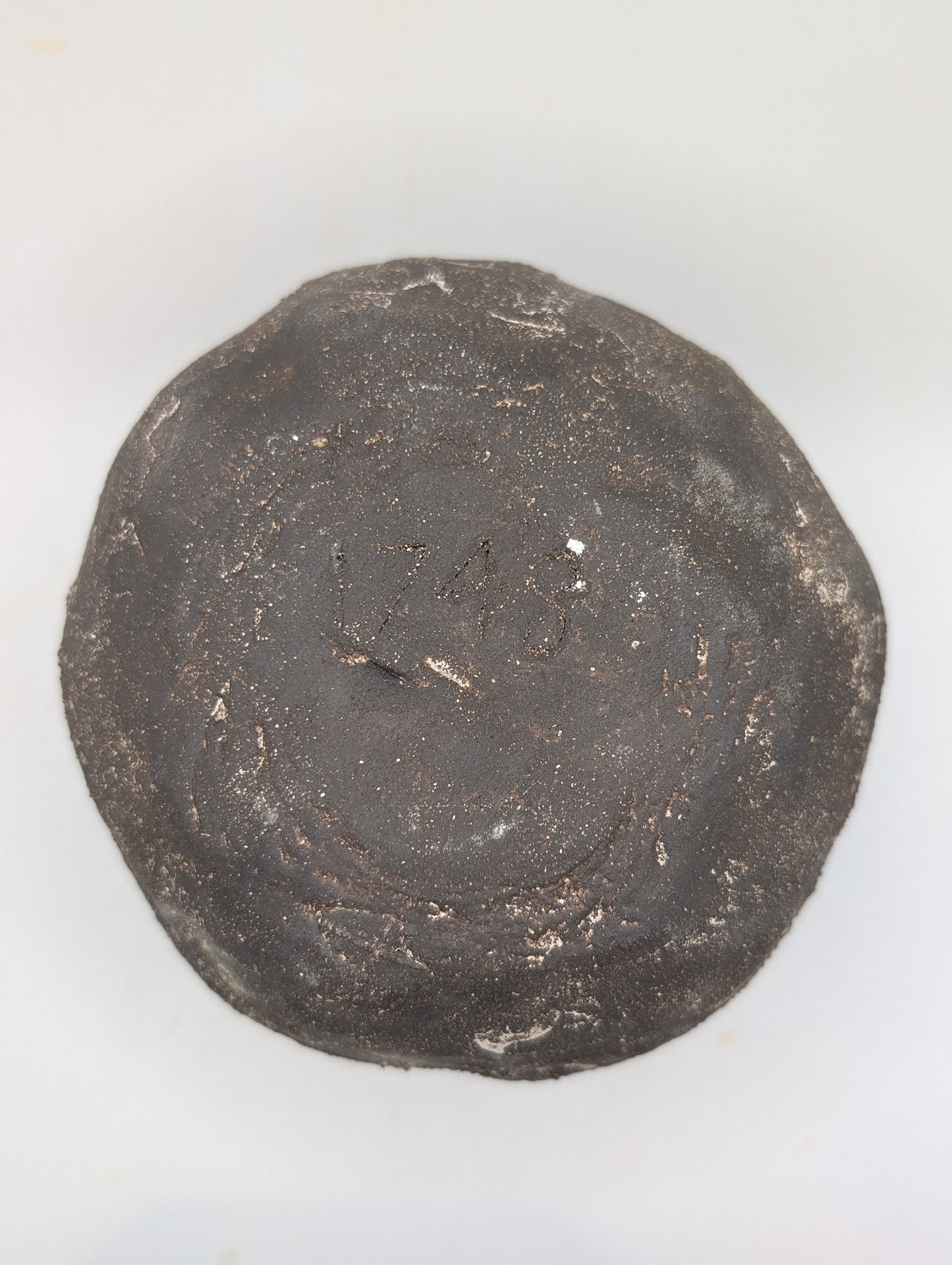 Ceramic Piece 1748: Handbuilt Black Clay Vessel – Glaze-Washed Sculptural Form with Mineral Texture