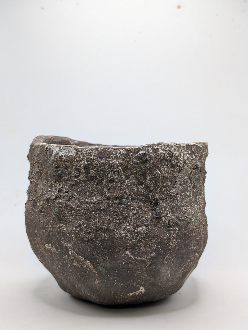 Ceramic Piece 1748: Handbuilt Black Clay Vessel – Glaze-Washed Sculptural Form with Mineral Texture
