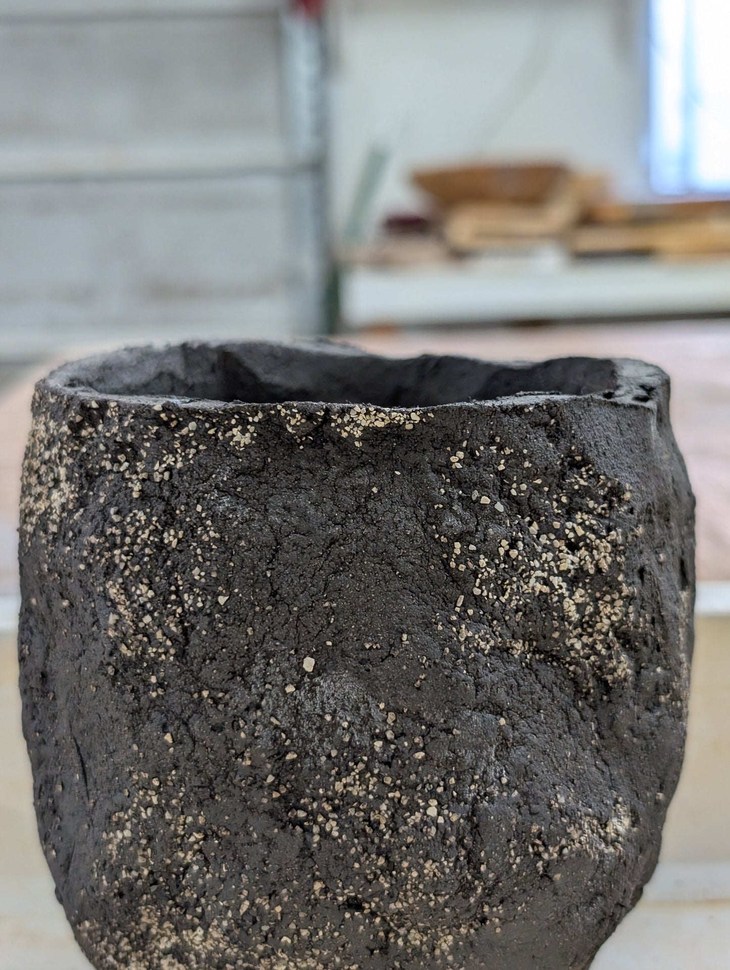 Ceramic Piece 1761 groggy black clay