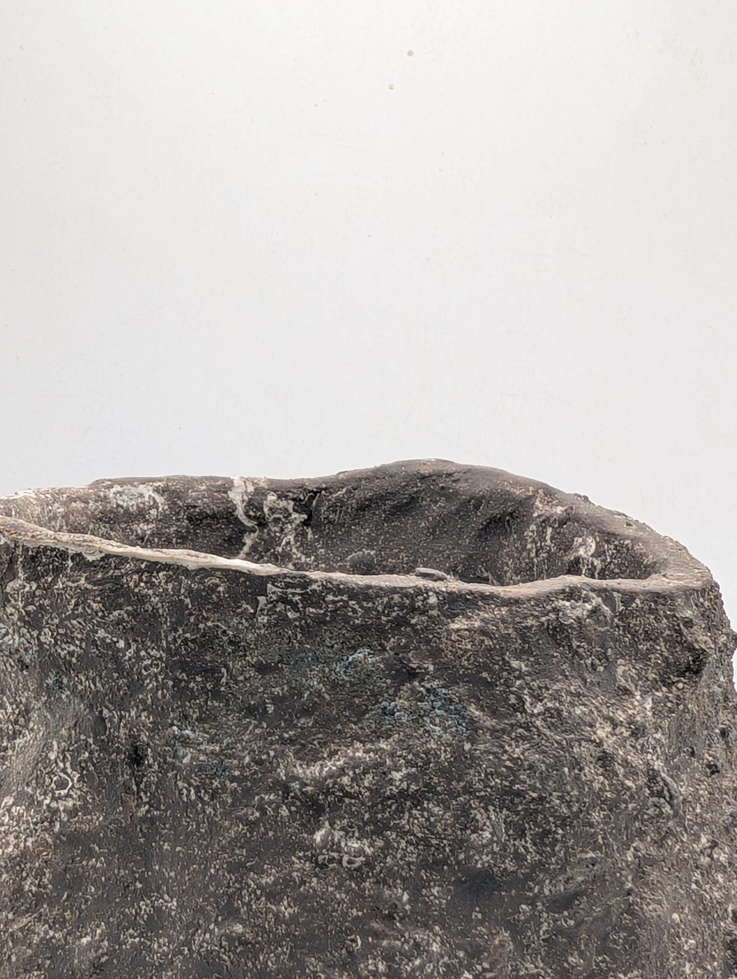 Ceramic Piece 1748: Handbuilt Black Clay Vessel – Glaze-Washed Sculptural Form with Mineral Texture